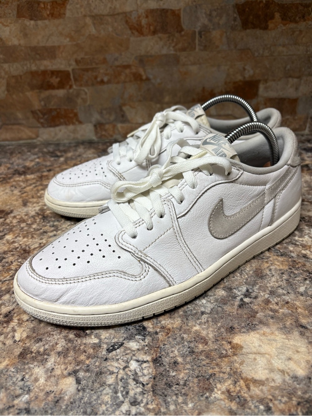 Nike Air Jordan 1 Retro Low OG Neutral Grey CZ0775 100 Size 9.5